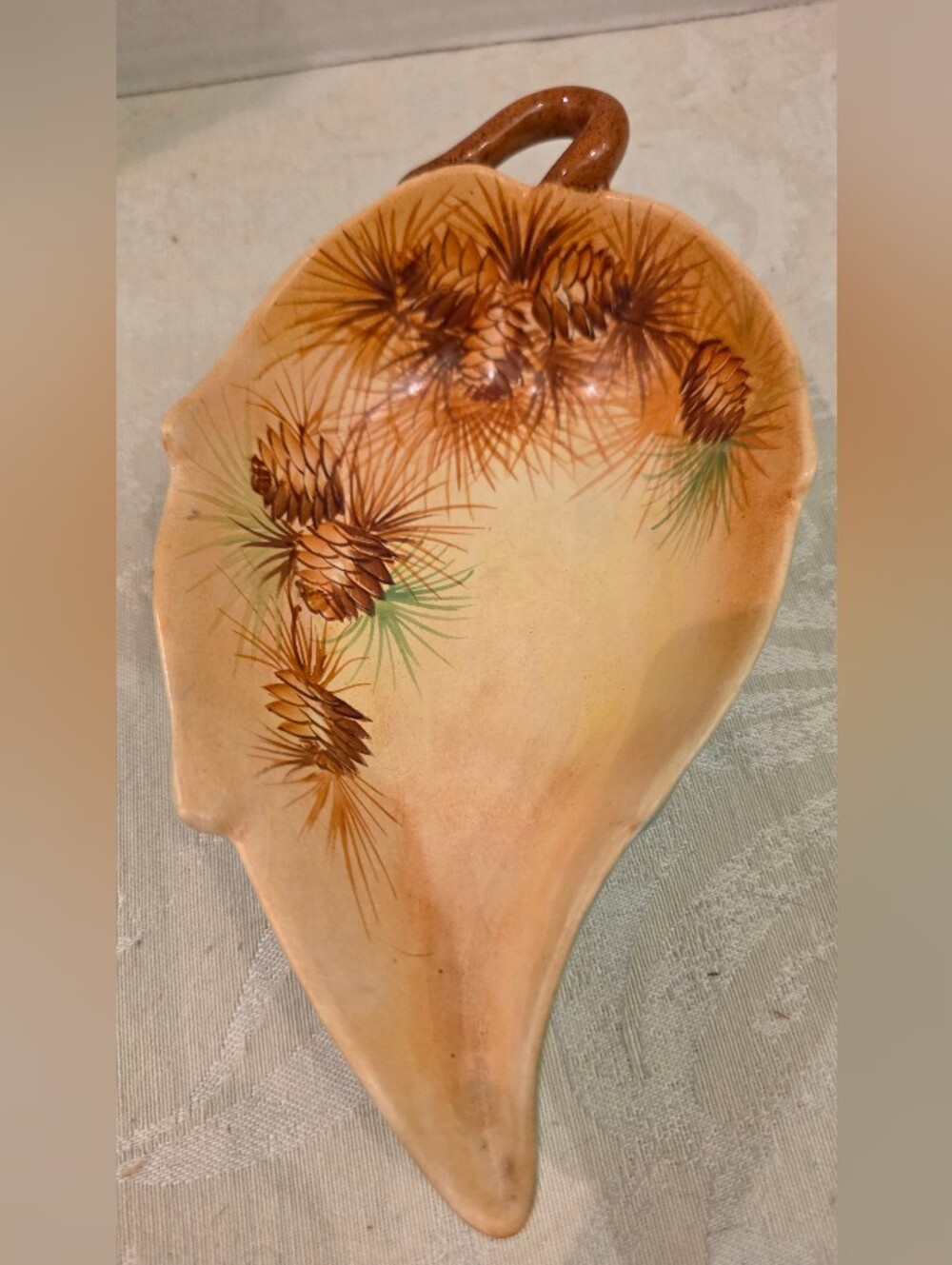 Vintage Vallona Starr Woodland/ Painted Pinecone Leaf Dish
